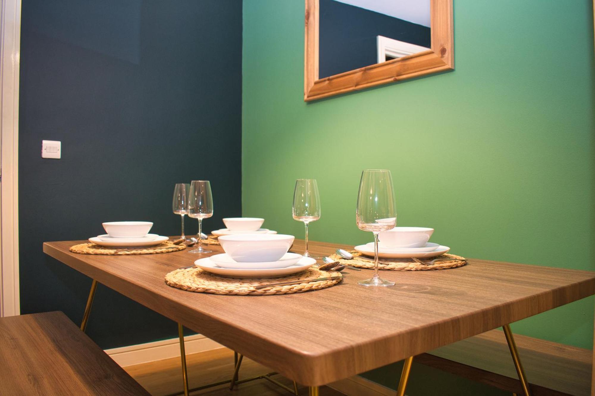 Spacious City Centre Apt - Free Parking - Ao Arena Manchester Ngoại thất bức ảnh