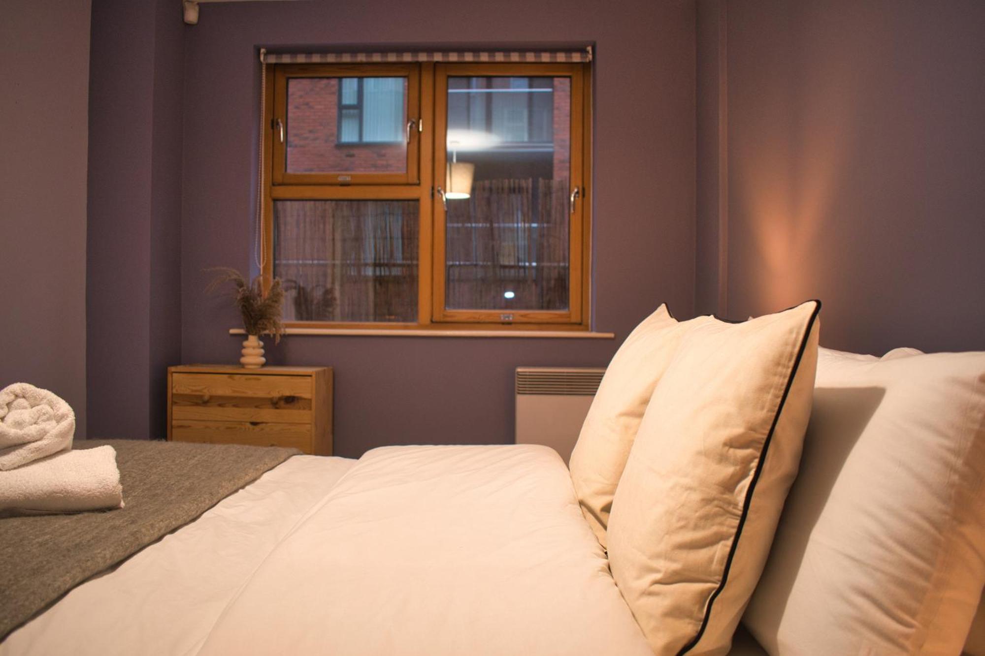 Spacious City Centre Apt - Free Parking - Ao Arena Manchester Ngoại thất bức ảnh